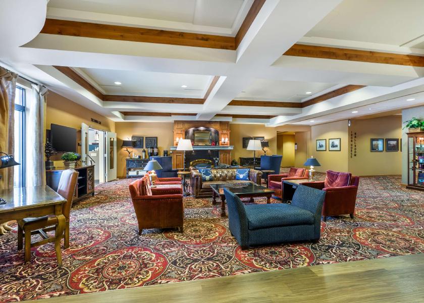 Montana Helena lobby