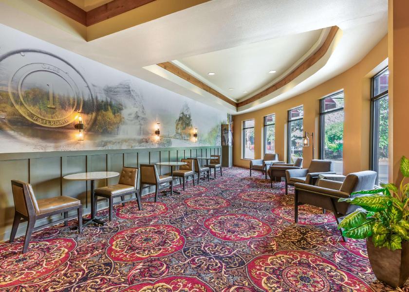 Montana Helena lobby