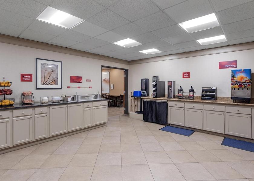 Washington Oak Harbor Breakfast Area