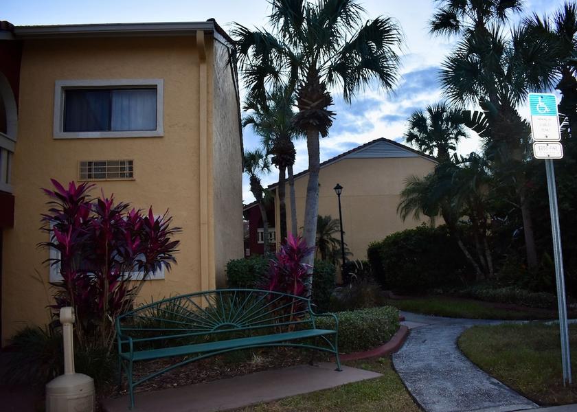 Florida Kissimmee Property grounds