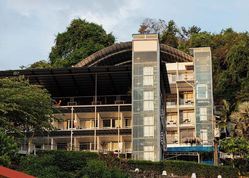 Puntarenas Manuel Antonio Facade