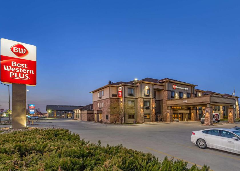 Nebraska Grand Island Hotel Exterior