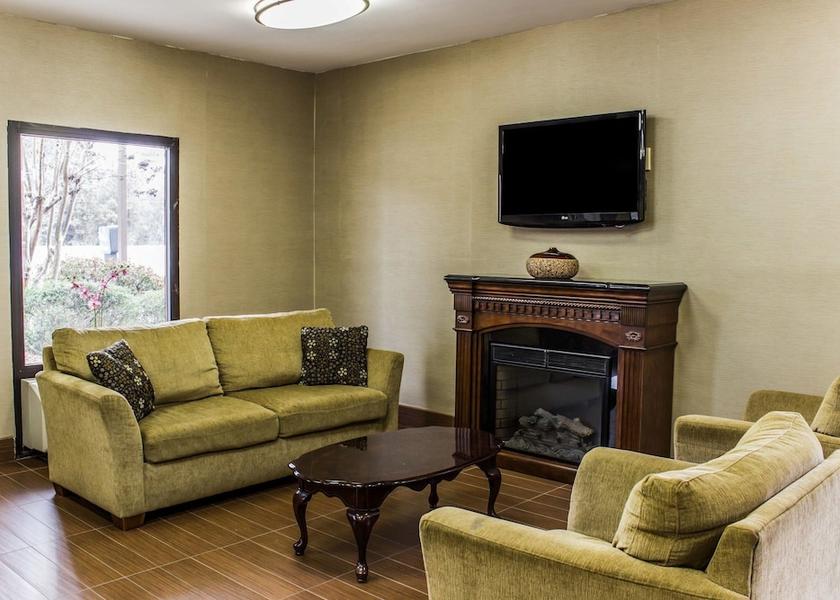 North Carolina Kinston Lobby