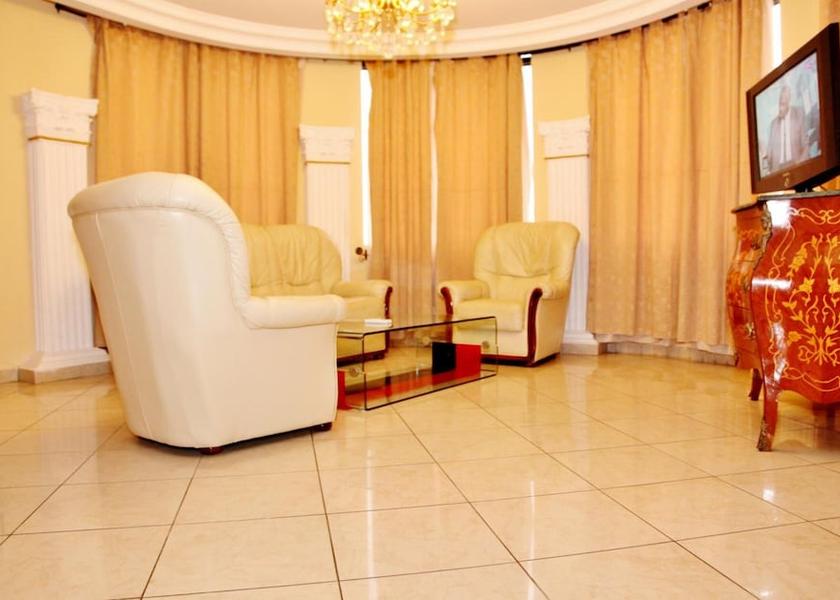  Douala Lobby
