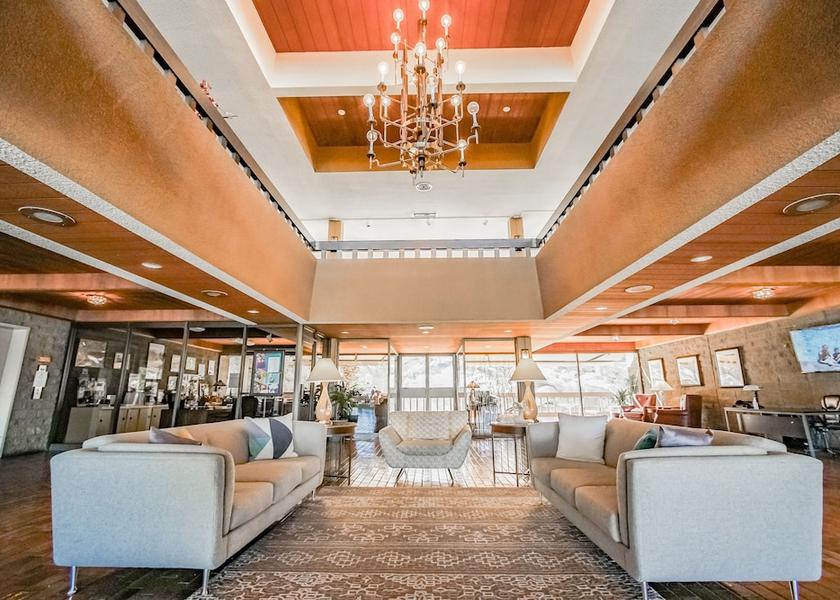 California Palm Springs Interior Entrance