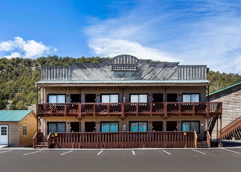 Utah Panguitch Exterior Detail