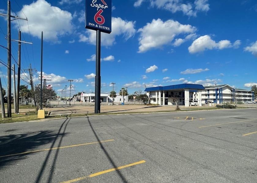 Louisiana Baton Rouge Facade