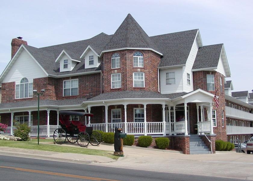 Missouri Branson Facade