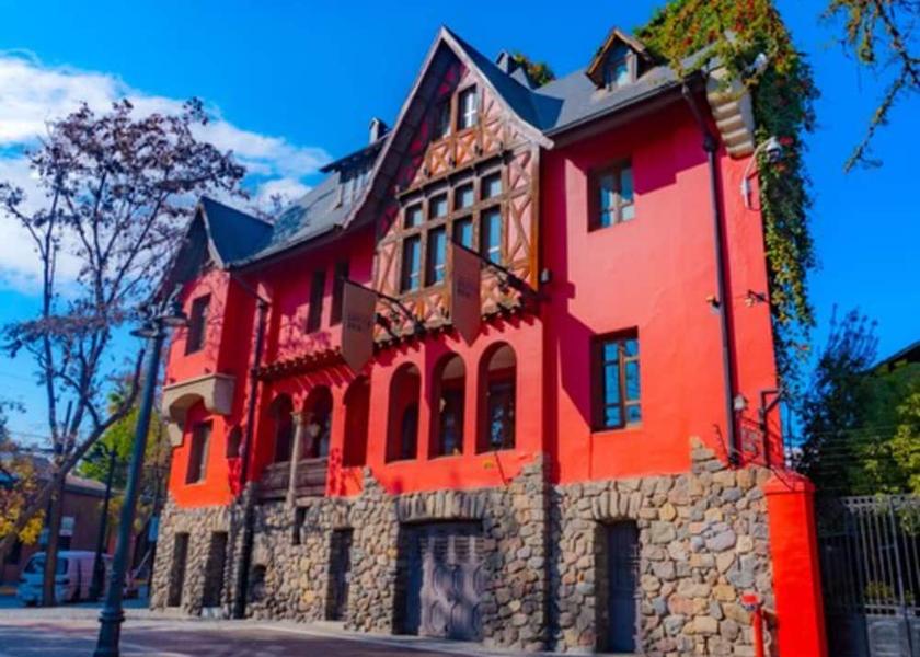 Santiago Santiago Facade