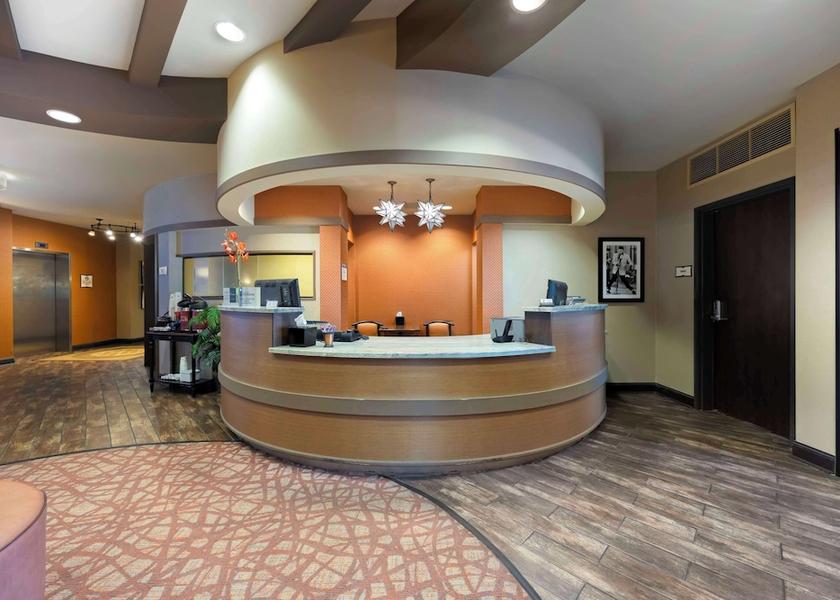 Mississippi Tupelo Lobby