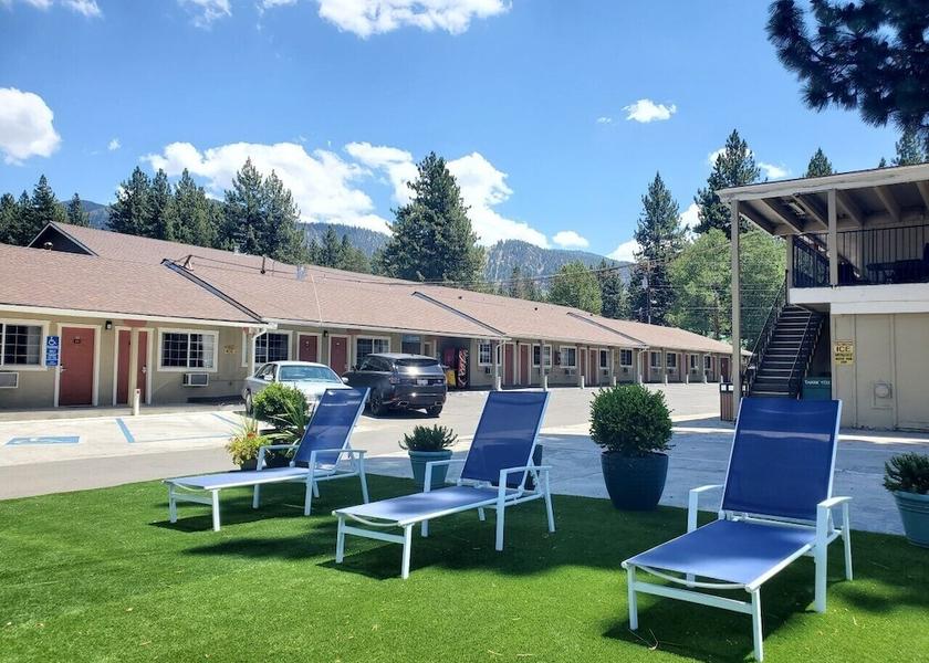California South Lake Tahoe Facade