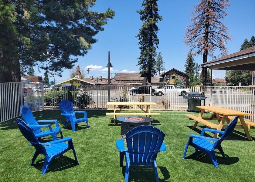 California South Lake Tahoe Sundeck