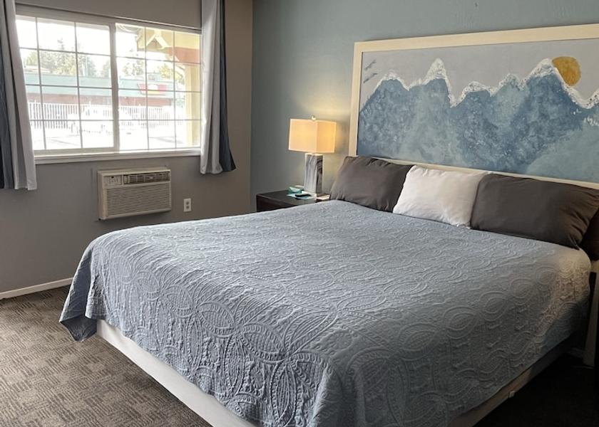California South Lake Tahoe Room