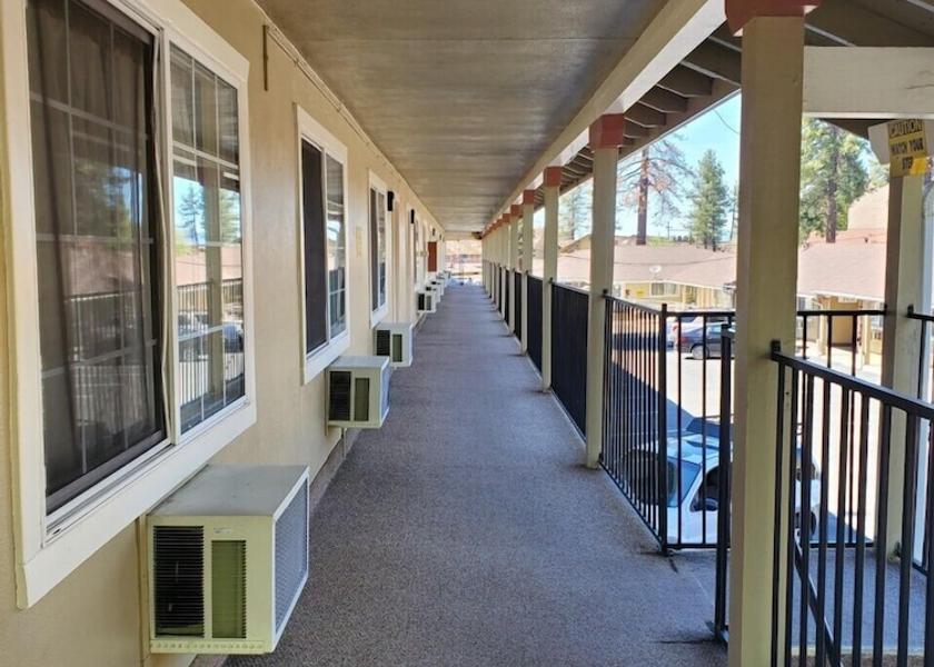 California South Lake Tahoe Property Grounds