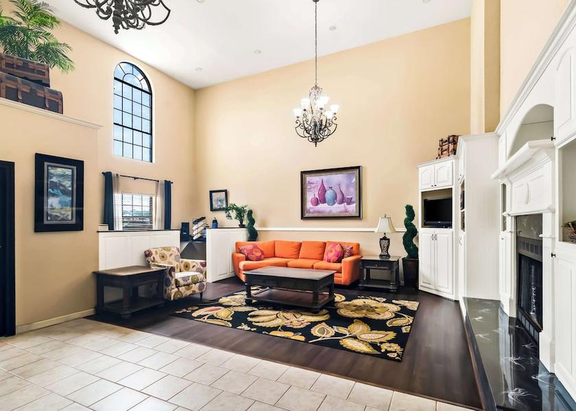 Oklahoma West Siloam Springs Lobby