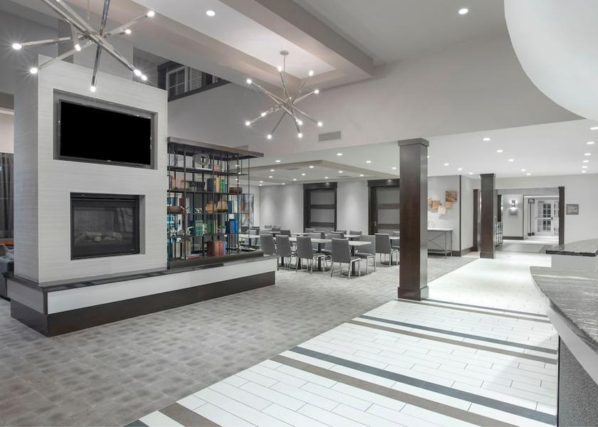 New York Orangeburg Lobby