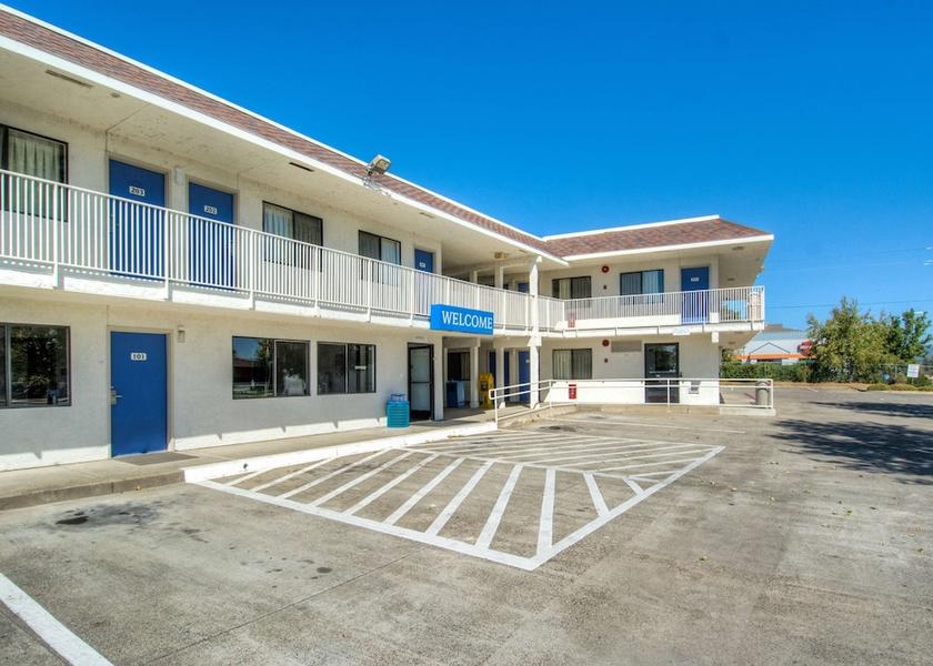 California Redding Exterior Detail