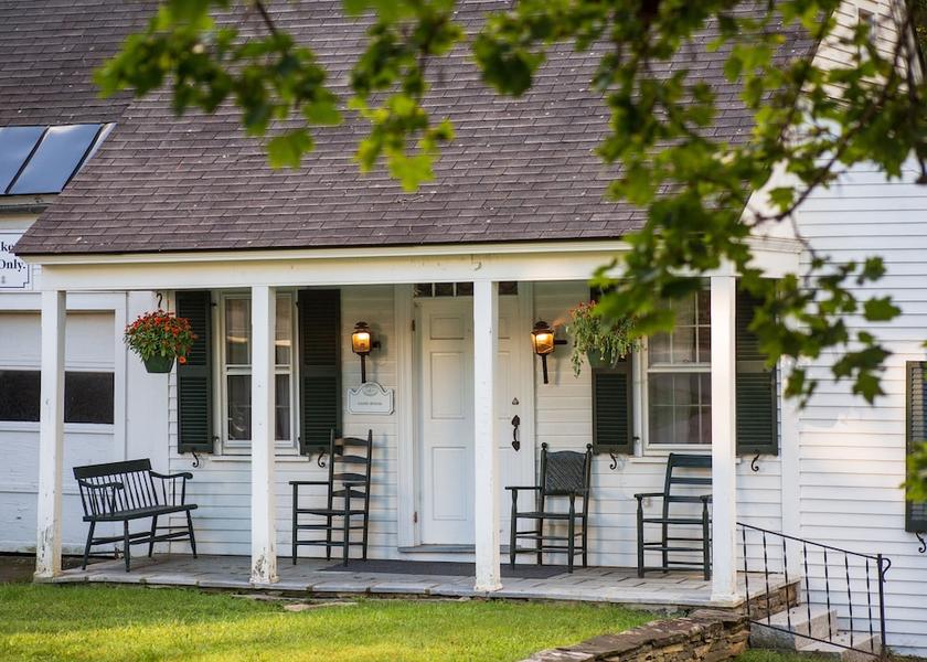 Vermont Grafton Game Room