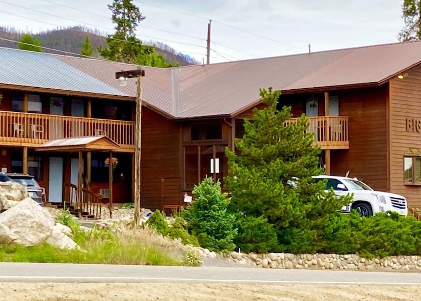 Colorado Grand Lake Exterior Detail