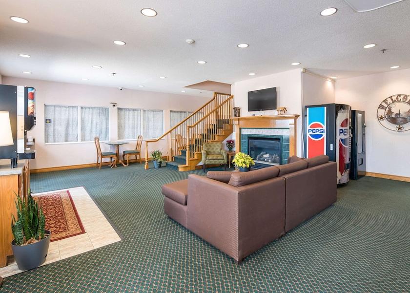 Illinois Urbana Lobby