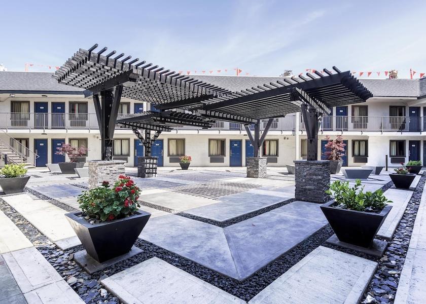 California Fremont Amenity