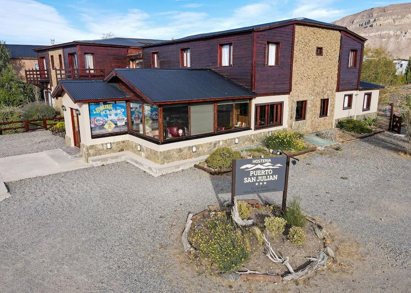 Santa Cruz El Calafate Facade