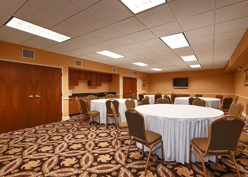 Ohio Cincinnati Meeting Room