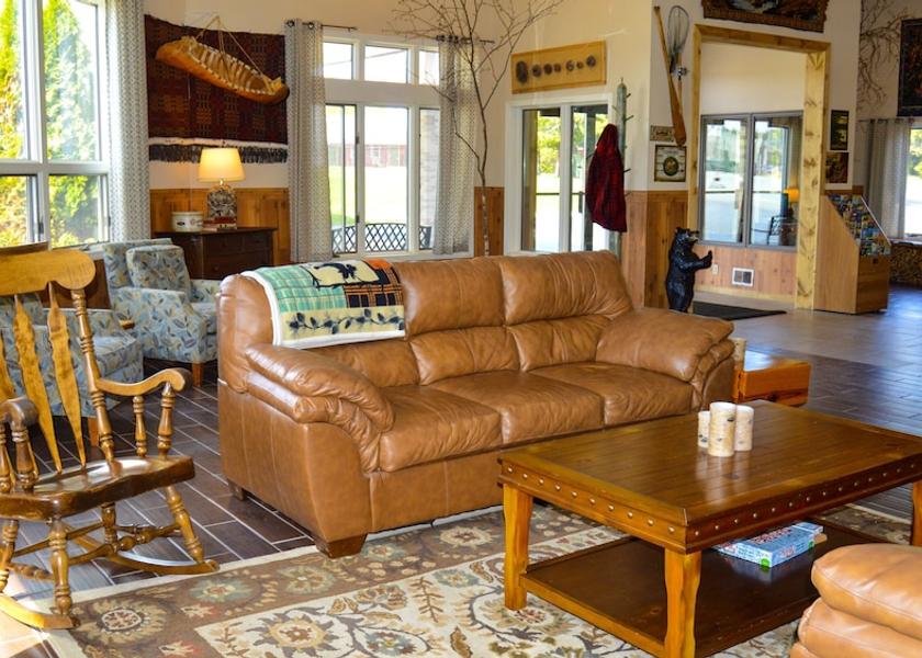 Michigan St Ignace Lobby