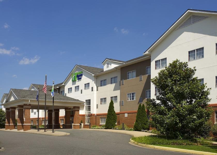 Virginia Ruckersville Exterior Detail