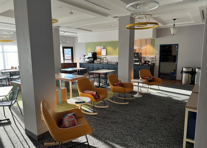 Montana Glendive Breakfast Area