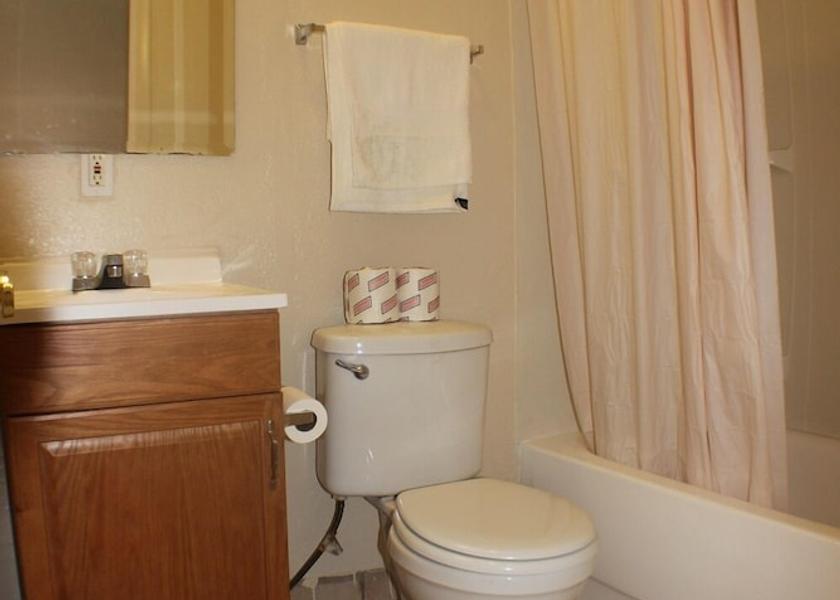 California Oakland Bathroom
