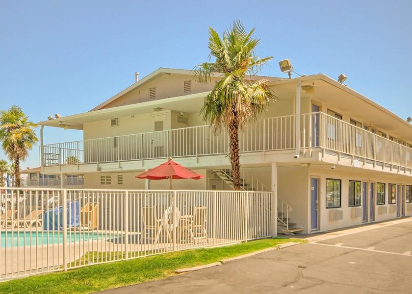 California Fresno Exterior Detail