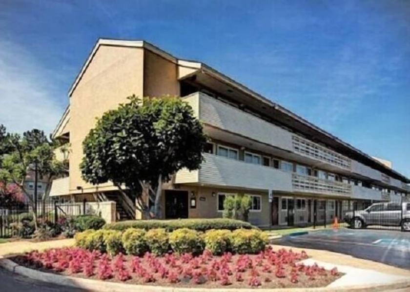 Tennessee Memphis Exterior Detail