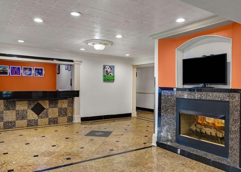 Georgia Peachtree Corners Lobby