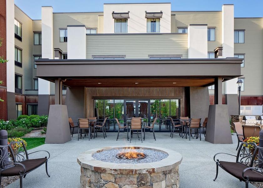Montana Kalispell Courtyard