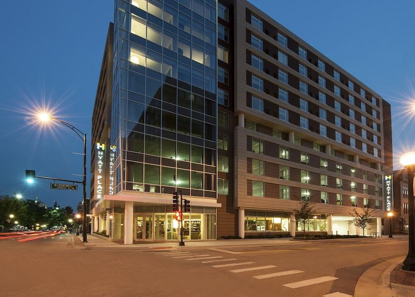 Illinois Champaign Facade