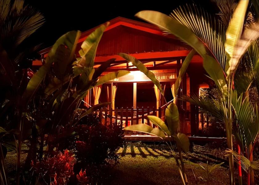 Alajuela San Isidro de Penas Blancas Interior Entrance