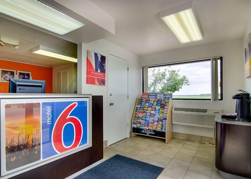 Kansas Salina Interior