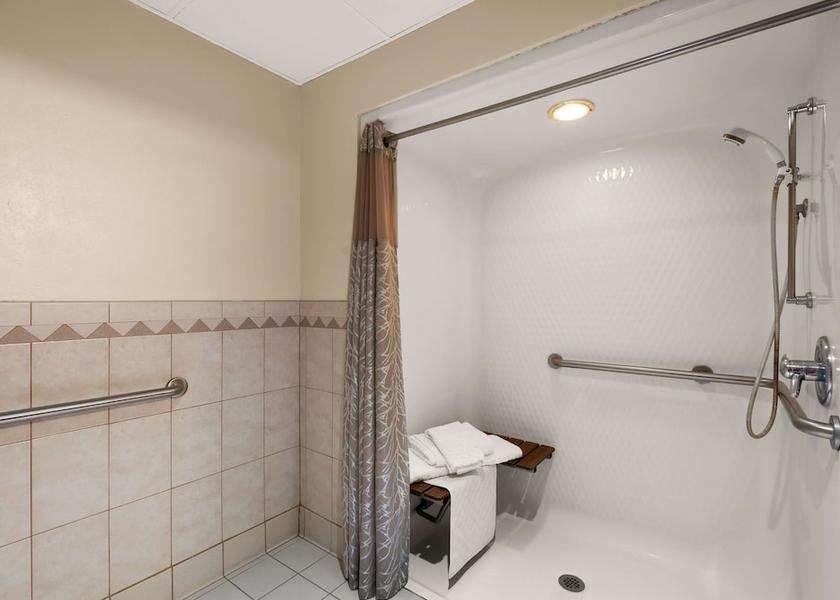 Wisconsin Siren Bathroom