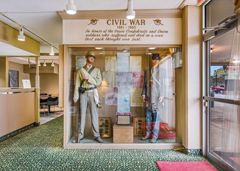 Mississippi Corinth Lobby