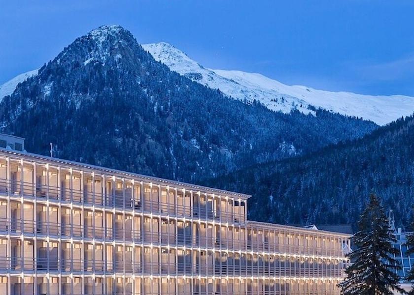 Graubuenden Davos Facade