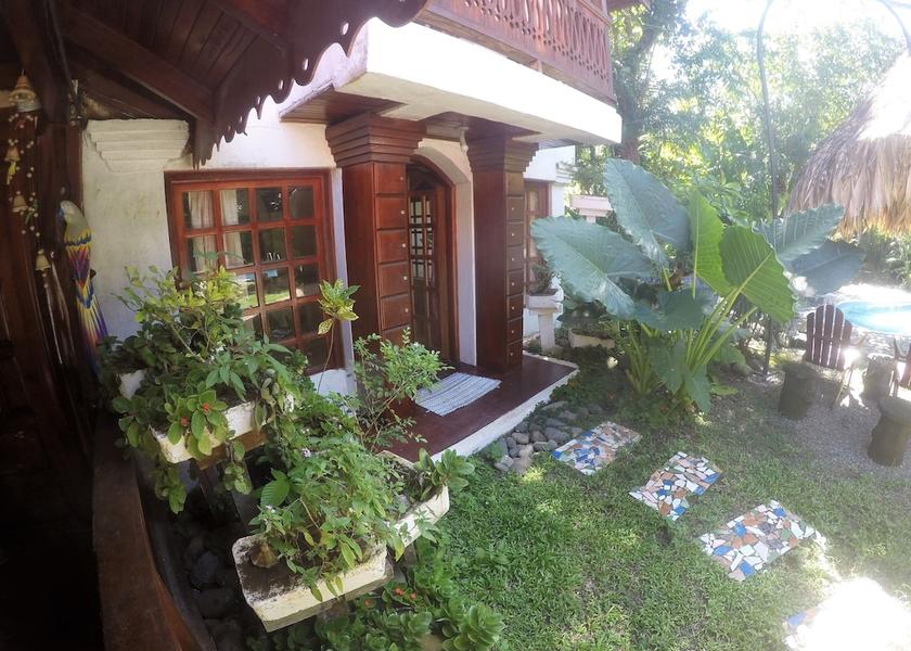 Limon Cahuita Primary image