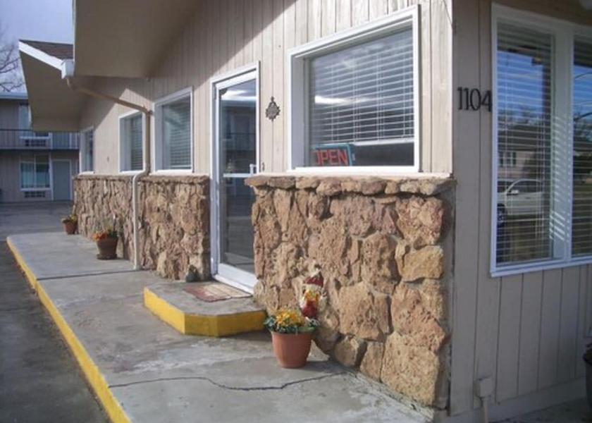 Wyoming Laramie Entrance