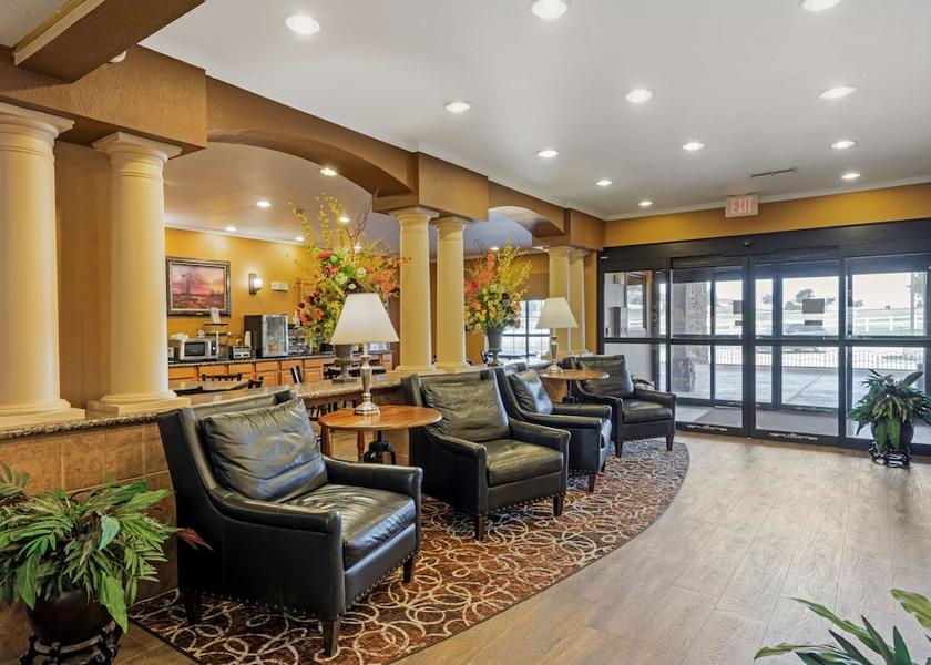 Texas Clarendon Lobby