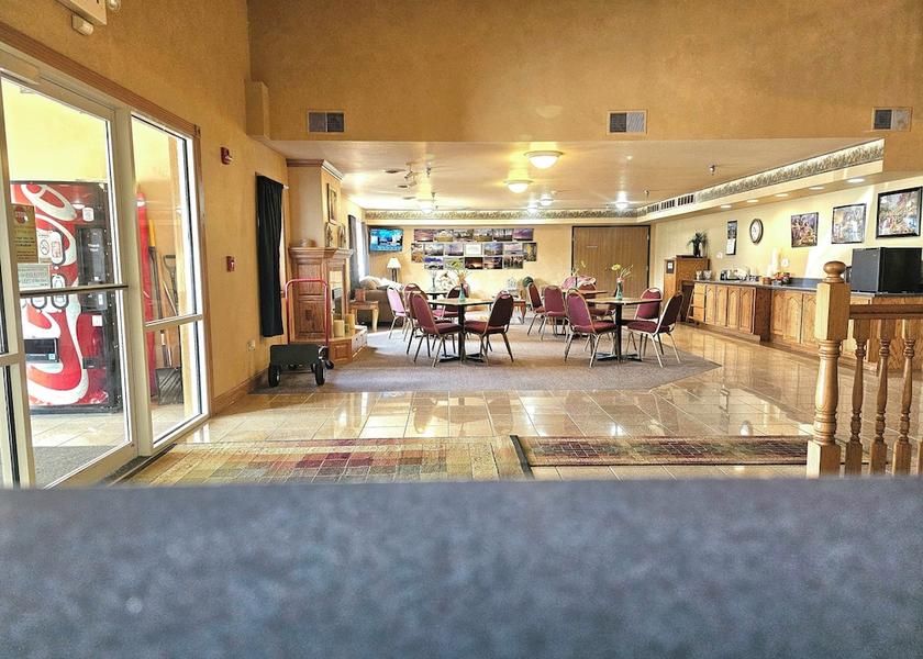 Iowa West Bend Lobby sitting area