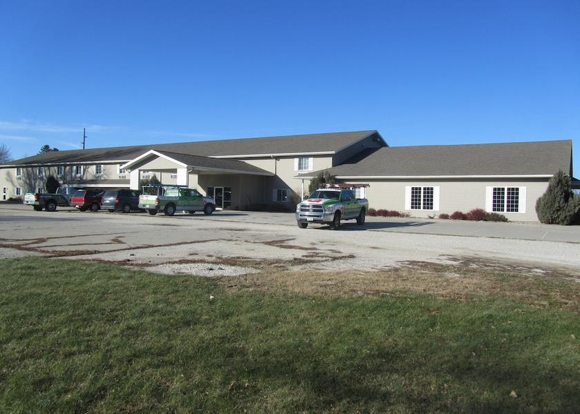 Iowa West Bend Front of property