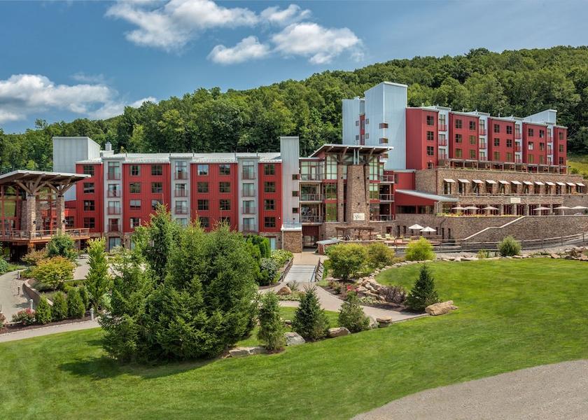 Pennsylvania Macungie Exterior Detail