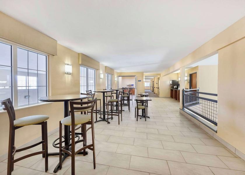 Kentucky Central City Breakfast Area