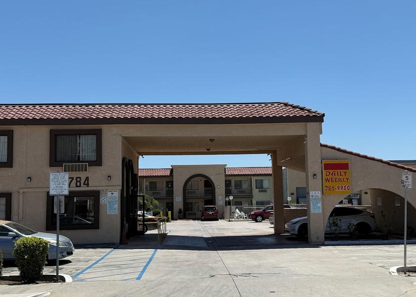 California Anaheim Front of property