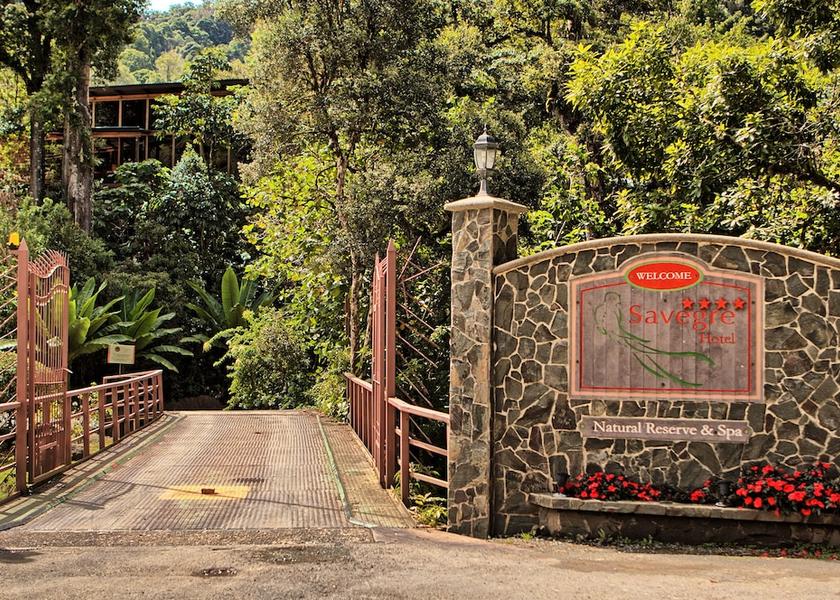 San José Province Páramo Facade